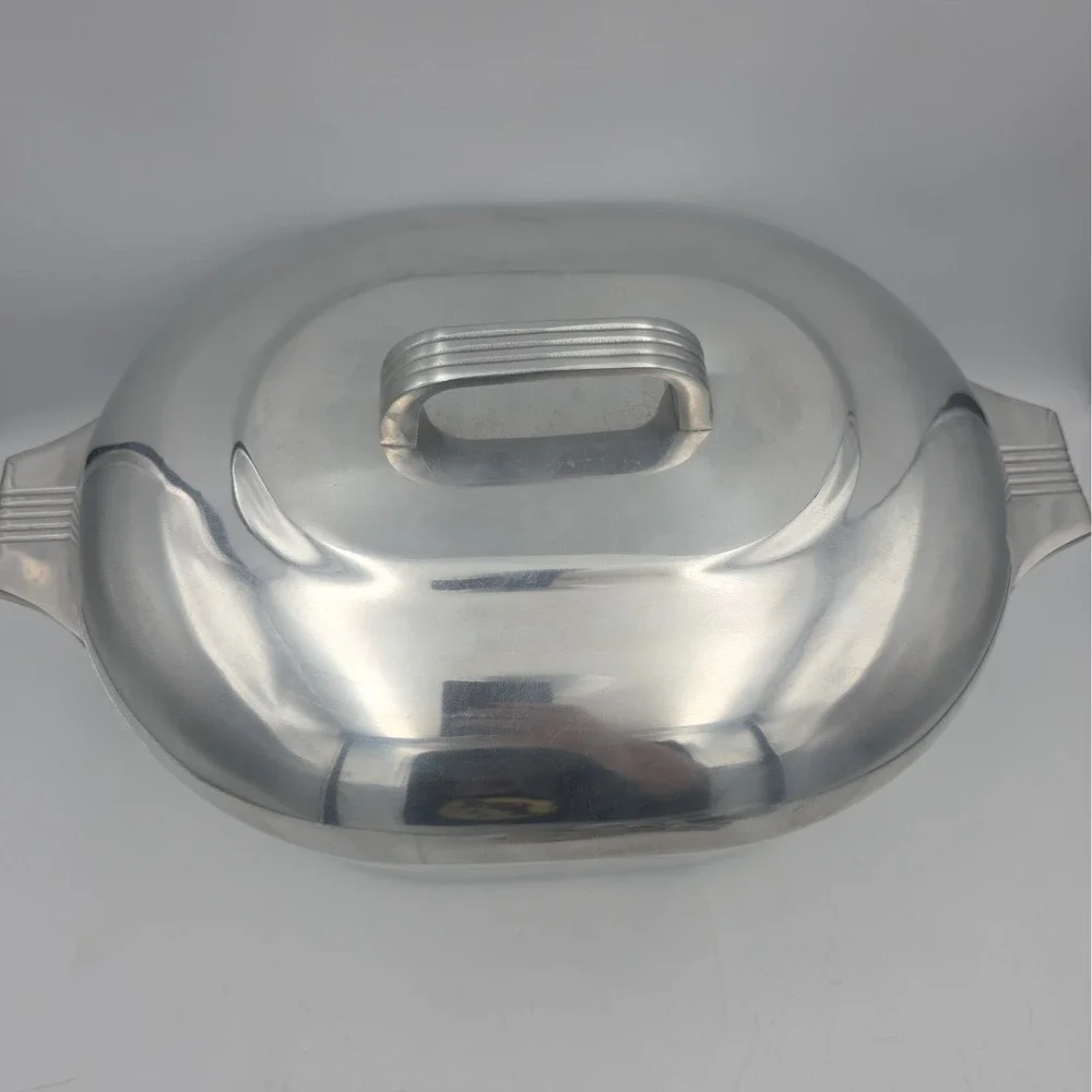 VTG Wagner Ware Magnalite Sidney-O 8 Qt Oval Roaster 4265-P, with Trivet Clean!
